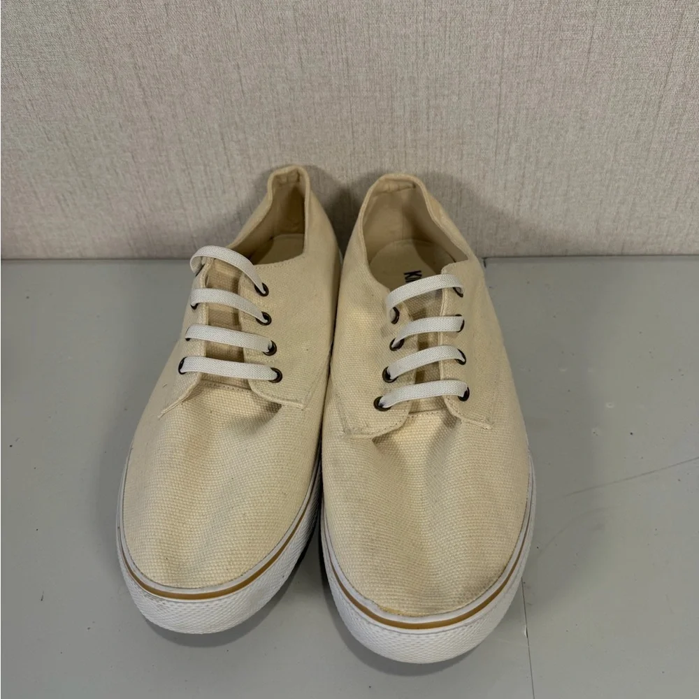 Casual Cream‎ Canvas Sneakers